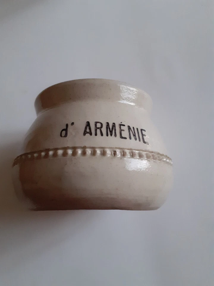 Ancien pot Yaourt d'Arménie en grés (publicité ,yoghourt, yahourt, lait) - Photo 1/4