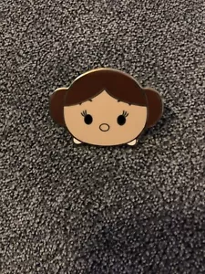 Star Wars Series 1 Tsum Tsums Mystery Pack Princess Leia Disney Pin 120057 - Picture 1 of 2
