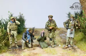 (Vorbestellung) Irgendwo im Nahen Osten (05 Figuren) 1:35 Pro Baumodell - Bild 1 von 12