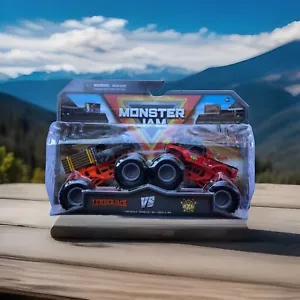 Lumberjack Vs. Axe MONSTER JAM 2-Pack Truck 1/64 Spin Master Series 28 - Picture 1 of 5