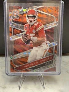 2024 Panini Spectra Patrick Mahomes II Neon Orange Die-Cut Prizm /15 - Picture 1 of 2