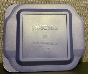 pyrex WARE 222-PC 8.75" × 10" Blue Easy STORAGE LID  For 2 Qt Casserole Dishes - Picture 1 of 2