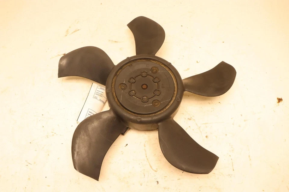 Chevy Silverado 1500 2014-2021 motor radiador ventilador de refrigeración motor con cuchilla OEM Foto 1 de 4