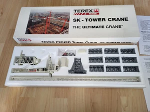 Terex Peiner SK-Tower gru girevole a torre gru da arrampicata gru edilizia Conrad 1:87 IMBALLO ORIGINALE - Foto 1 di 3