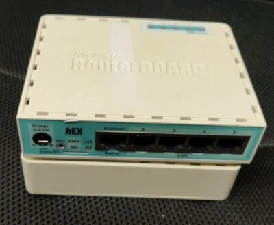 2x Mikrotik hEX RB750Gr3 5 puertos Ethernet Gigabit Routers - SIN PA  Foto 1 de 3