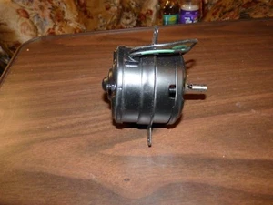 NEW FOUR SEASONS RADIATOR FAN MOTOR 35442 ( DN1082 DS1284 B2 ) - Picture 1 of 1