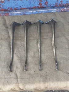 Vintage Brass Legs - Foto 1 di 7
