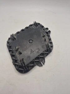 Renault Megane Mk3 Genuine Left Hand Headlight Bulb Holder Cover 2008-16 Used - Picture 1 of 7