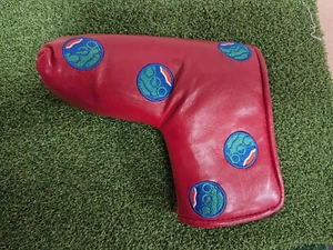 PEARL COUNTY CLUB PUTTER HEADCOVER MAGNETIC CLOSURE RED - Picture 1 of 2