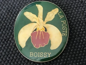 a PINS PIN ENAMEL POST LA POSTE PTT BOISSY ORCHIDEE - Bild 1 von 1