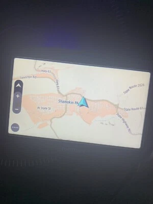 Pre-owned TomTom GO 50 3D GPS Car Navigation / Works Great! - Image 1 of 4