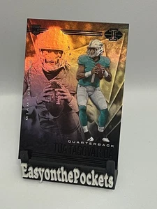 2020 Panini Illusions Tua Tagovailoa Holo RC #6 Dolphins - Bild 1 von 2