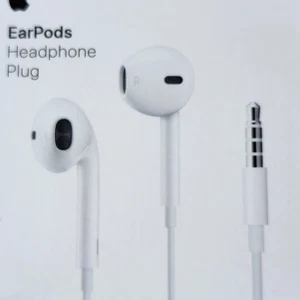 Apple EarPods 2019 Headphone Plug 3.5mm Wired MNHF2AM/A - Picture 1 of 4