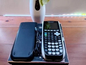 Texas Instruments TI-84 Plus C Silver Edition Graphing Calculator Working Tested - Picture 1 of 19