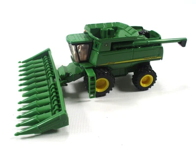 Combina John Deere de metal fundido a presión Ertl 0771Q 1:64 Foto 1 de 4
