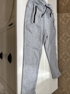 Gap Fit Boy’s Size 6-7 Gray Polyester/ Cotton/ Spandex Sweatpants - Picture 1 of 6