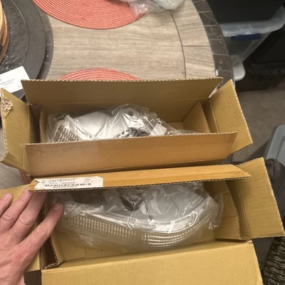 Parking Light-Regular TYC 12-5224-01 & 12-5223-01 fits 92-02 Cadillac Eldorado - Image 1 of 4