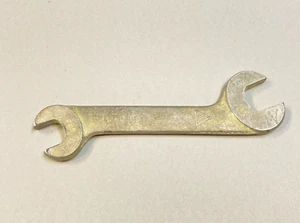 Vintage Armstrong 1/4"-5/16" Open End Angled Head Wrench Triangle Logo #671 USA - Picture 1 of 5