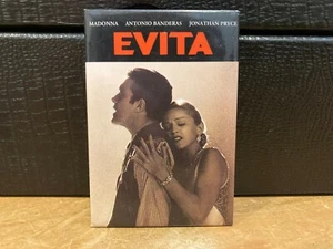 Evita Promotional Movie Button - Madonna Antonio Banderas 1996 - Picture 1 of 1