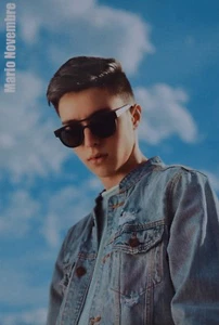 MARIO NOVEMBRE - Star Card - Foto Karte Mini Poster Clippings Fan Sammlung NEU - Imagen 1 de 1