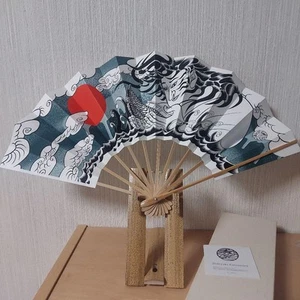 Japanese Fan with Bamboo Stand, Large 50cm Folding Fan, Mint Unused - Picture 1 of 7