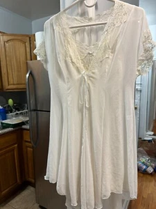 Jane Woolrich bias cut shell Cream Chemise with Appliqued French lace England M - Picture 1 of 8