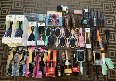 Lote de 52 cepillos de pelo marcas mixtas Revlon Conair Wet Diane y más, nuevos/usados Foto 1 de 4