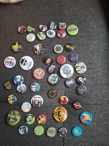 Nice Collection Of Pin Badges Green Day Nirvana TV Shows Punk Sex Pistols Etc - Picture 1 of 8