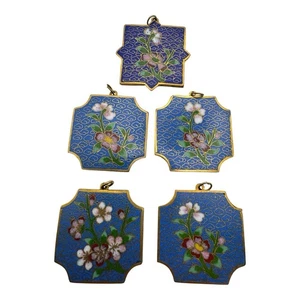 Vintage Cloisonné Floral & Geisha Pendants (Lot of 5) – Blue Enamel, 1.5” Each - Picture 1 of 9