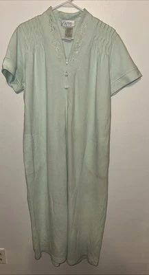 NUEVO Colette Miss Elaine Maxi Bata Cremallera Completa Suave Verde-Mezcla de Algodón Wm. L Foto 1 de 3