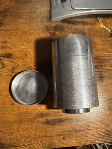 Vera Wang Wedgewood Vesta Stumpenkerzenhalter Minimalistisch Modern Medium - Bild 1 von 6