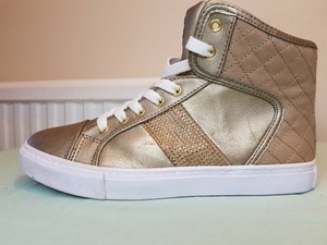 Las mejores ofertas en Zapatillas deportivas Brillo GUESS para De mujer |  eBay