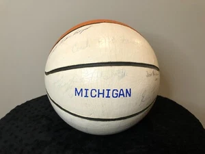 1982-1984 Signed University of Michigan Basketball, Bill Frieder + Team - Picture 1 of 5