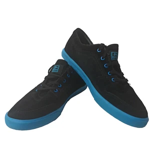 Globe Banshee Skateboard Shoes Black and Light Blue US 12, UK11, EUR46 Like New. - Picture 1 of 12