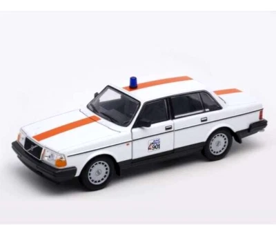 WELLY NEX MODELS 1/24 DIECAST VOLVO 240GL 240 GL BELGIAN POLICE BELGIUM 1986 - Image 1 of 3