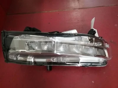 Passenger Corner/Park Light Bumper Mounted Fits 18-20 MUSTANG 1044822 - Image 1 of 3