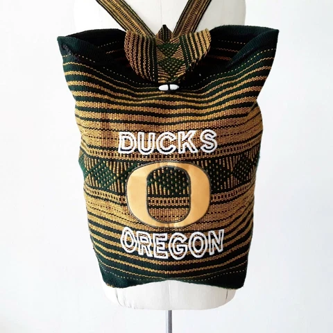 University of Oregon Ducks Backpack Woven Knit Drawstring Cinch Bag Green Yellow Cover