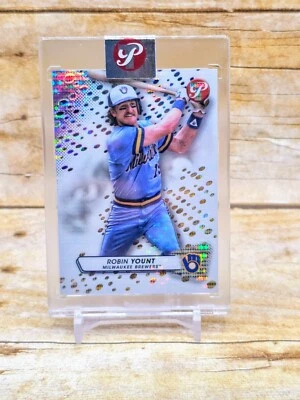 Robin Yount Refractor 2023 Topps Pristine  Encased # 179 - Image 1 of 2