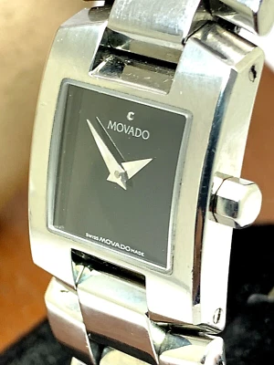 Reloj para mujer Movado 84-A1-1431 Eliro esfera negra rectangular cuarzo suizo acero Foto 1 de 4