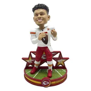 Patrick Mahomes Kansas City Chiefs Superstar Series Bobblehead NFL Football - Picture 1 of 3