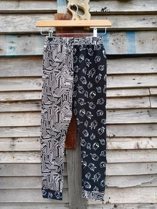 Digital Among Us Skinny Trousers Age 7 - 8 Kids Alternative Handmade Leggings - Picture 1 of 8
