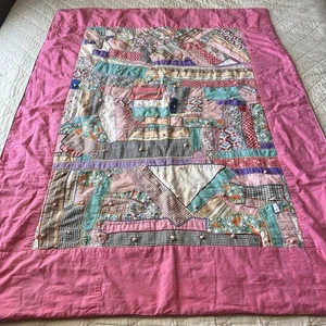 Vintage 1930s 1940s Crazy Quilt 38x52 Hand Stitched Embroidered Pink Border. - Picture 1 of 11