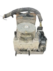 Ford Fiesta Mk7.5 (13-17) - ABS Pump and Modulator - D1B1-2C405-AF - Picture 1 of 4