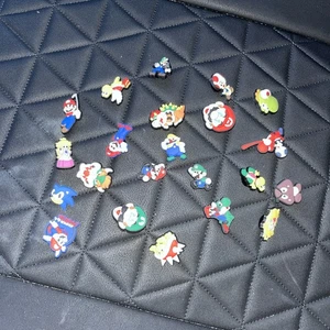 Lot of 9 Bags Of 22pcs Croc Shoe Charms/Ornaments/Decorations. SEALED - Picture 1 of 4