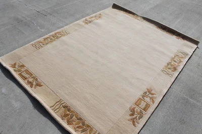 Alfombra tibetana de lana moderna color cálido R4387 5,7' X 7,10' hecha a mano en Nepal Foto 1 de 4