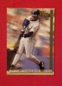 1995 Megacards Ken Griffey Jr. Wish List #23 1,541 Extra Base Hits FREE SHIPPING