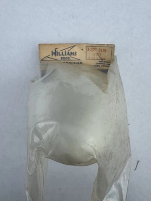 Vintage NIP Williams Brothers #122 P51 Style Mustang Spinner White - Image 1 of 3