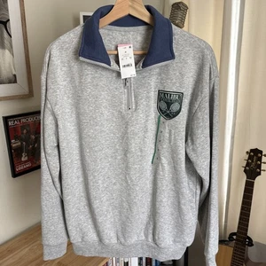 Zoe + Liv Malibu Tennis Club Damen 1/4-Reißverschluss grau Sweatshirt Größe M neu mit Etikett $ 22 - Bild 1 von 7