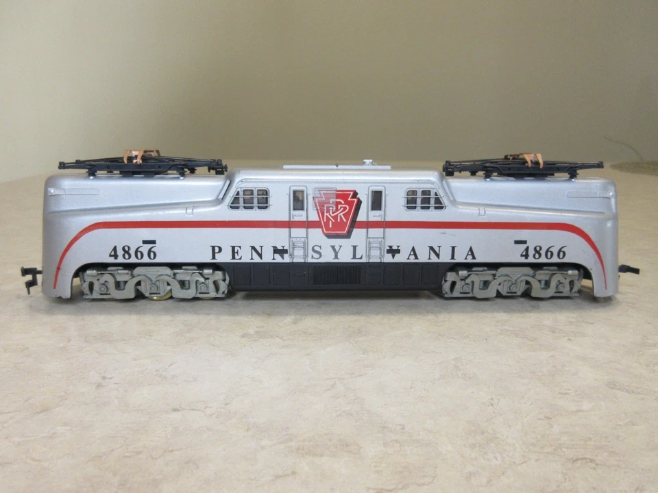 Tyco Pennsylvania Rail Road #4866. GG-1 Locomotive.  HO Gauge. Watch The Video! - Image 1 of 4