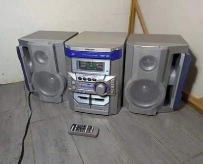 Sistema estéreo SHARP CD-BA300 de colección reproductor de 3 CD cinta de casete radio AM/FM raro Foto 1 de 4